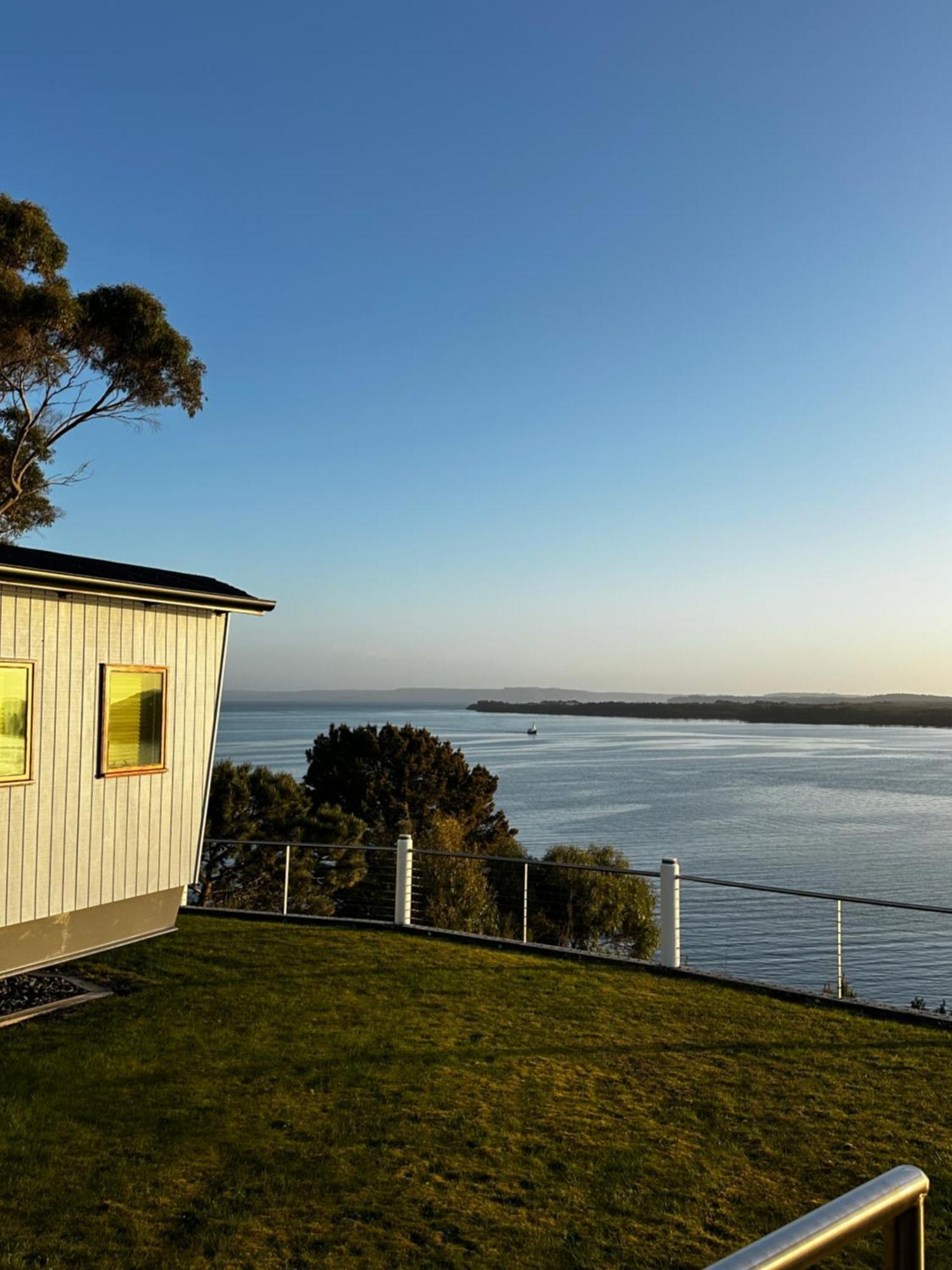 Wheelhouse Apartments Strahan Exterior foto